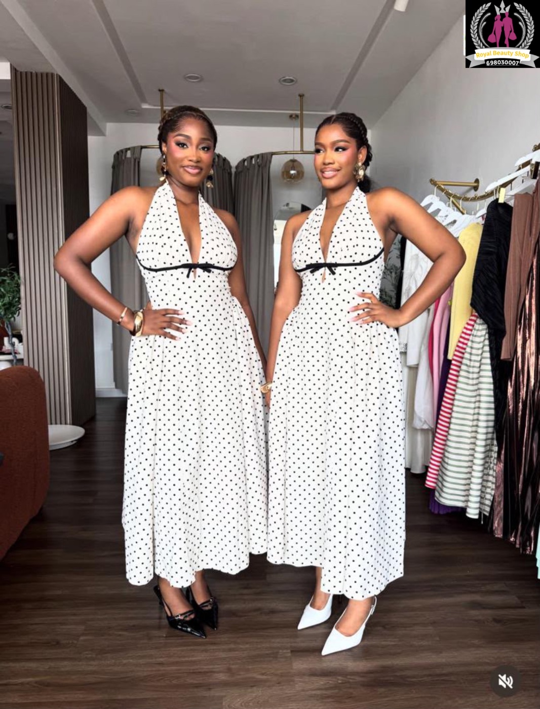 MAGNIFIQUE ROBE BLANCHE À POIS